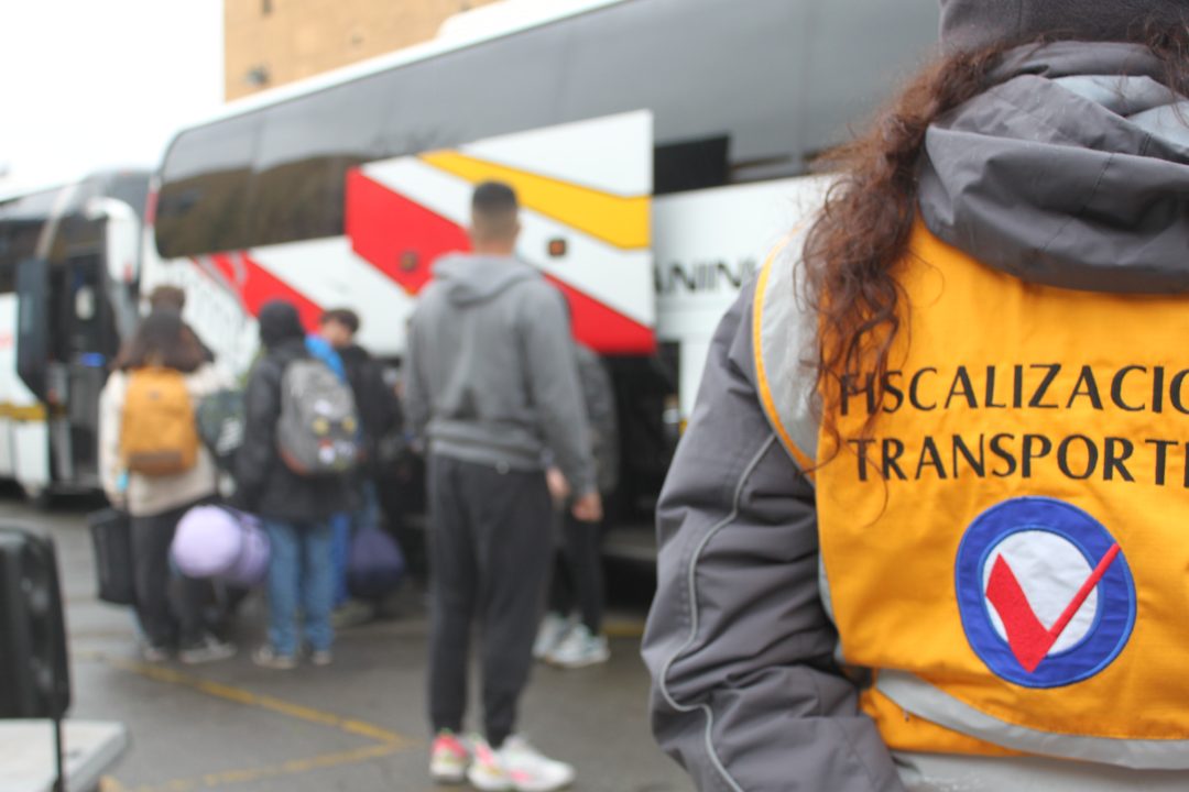 SEREMI DE TRANSPORTES LLAMA A PADRES Y APODERADOS A FISCALIZAR BUSES DE GIRAS DE ESTUDIO